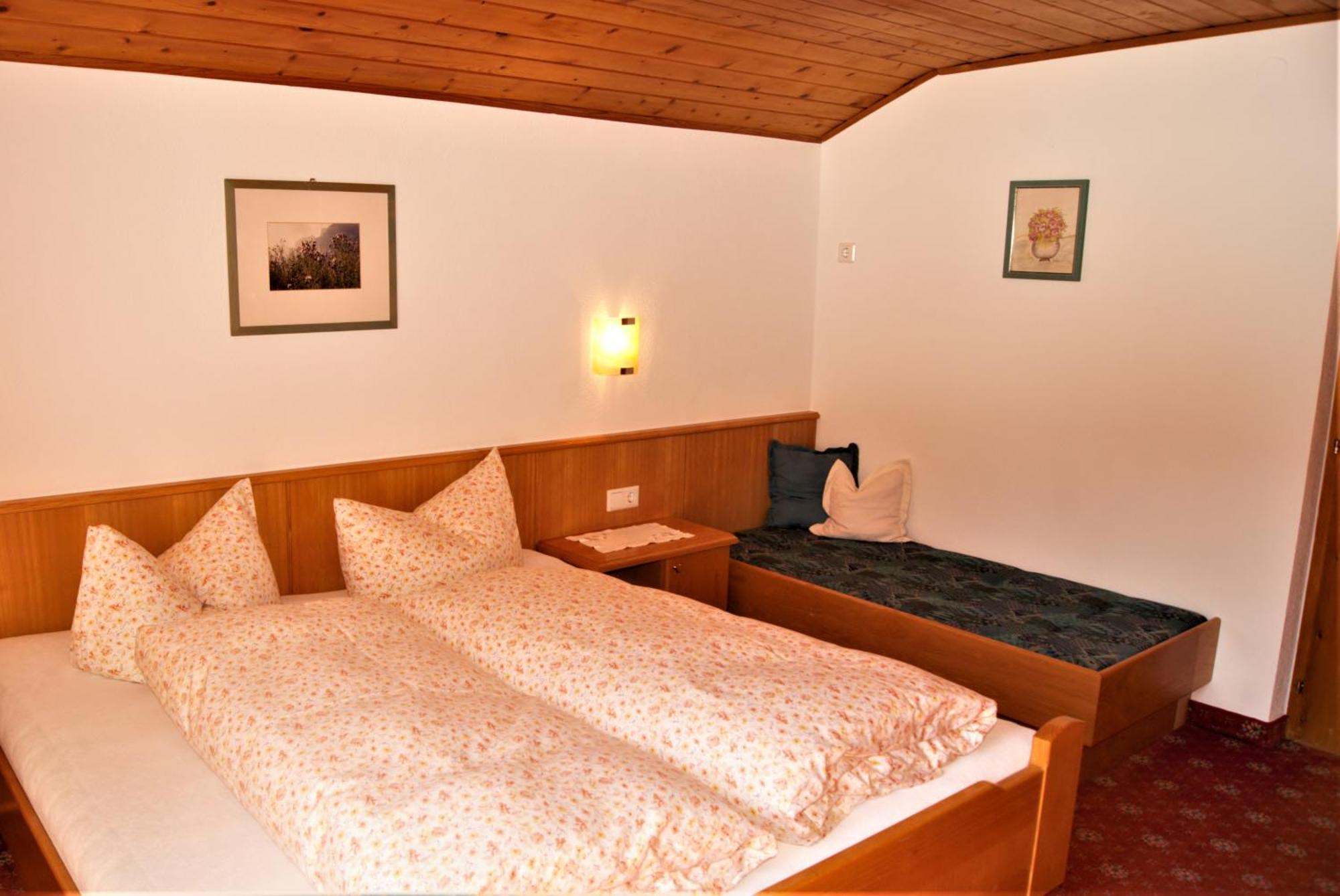 Landhaus St. Hubertus Kaunertal Oda fotoğraf